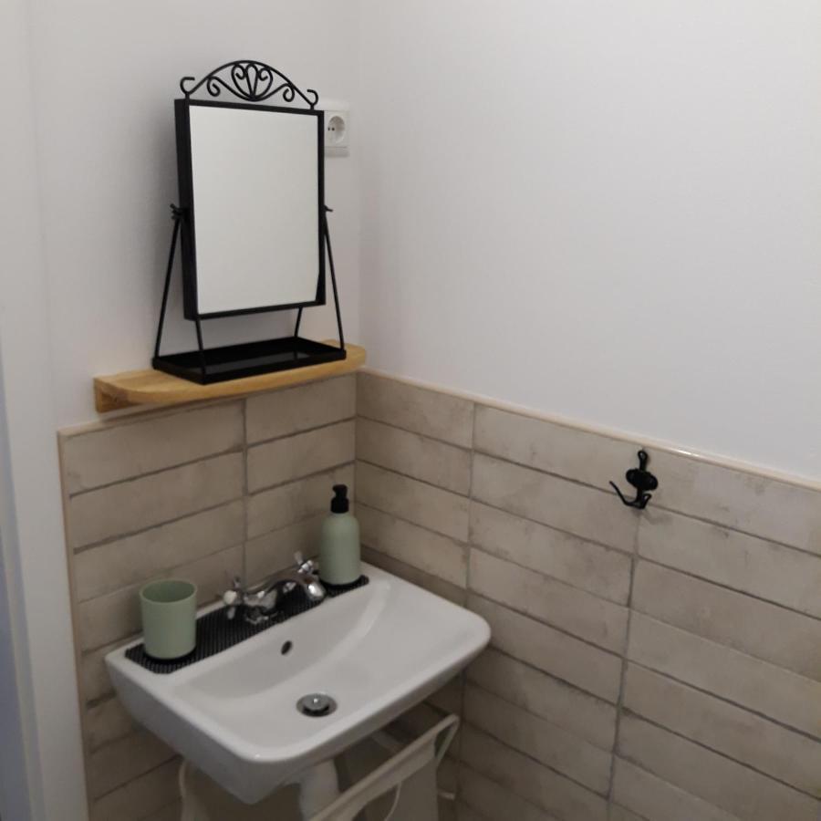 Studio Apartman "Nicole" PUY 외부 사진