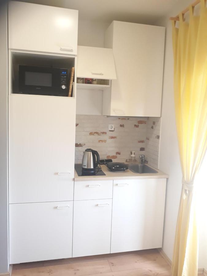Studio Apartman "Nicole" PUY 외부 사진